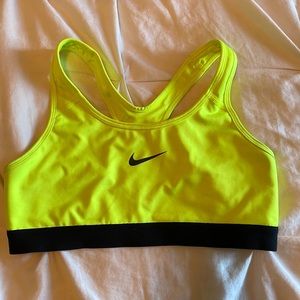 Nike swoosh sports bra M